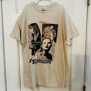 Gildan Ivory Taylor Swift Reputation Graphic Short Sleeve Tee
